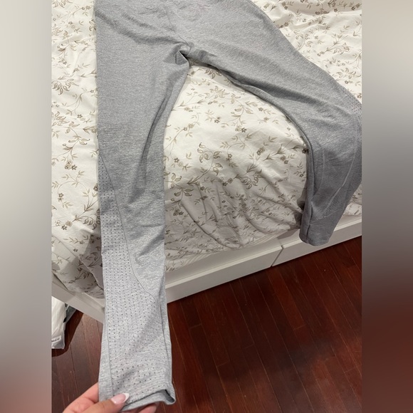 Gray forever 21 leggings - Picture 5 of 6